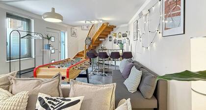 Stadthaus mit Terrasse und Lounge für 13 Personen