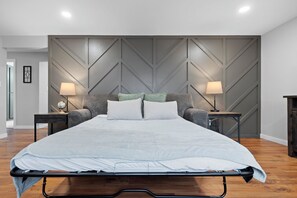 3 Schlafzimmer, Schreibtisch, kostenloses WLAN, Bettwäsche