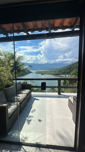 Mansion with sea view in gated community