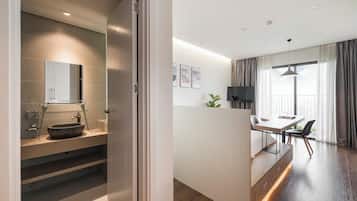 Appartement, balcon | 1 chambre, bureau, Wi-Fi gratuit, draps fournis