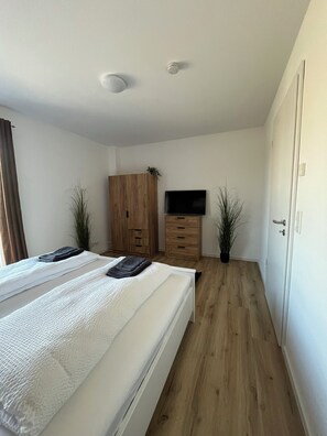 2 多间卧室、WiFi、床单