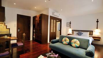 In-room safe, desk, laptop workspace, soundproofing