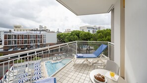 Property grounds - Double room with a sunny terrace in Bibione (Bibione)