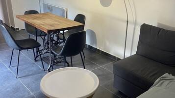 2 chambres, fer et planche Ă  repasser, lit parapluie, Wi-Fi