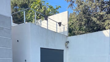 Enceinte de lâhĂ©bergement