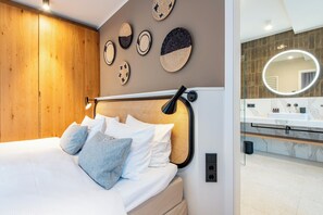 1 chambre, fer et planche à repasser, Wi-Fi gratuit, draps fournis