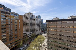 Exterior - 3 Bedroom Duplex - Spacious, Bright near the Paseo de la Castellana (Madrid)