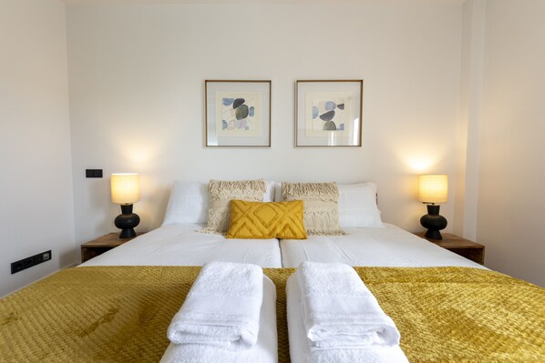 3 bedrooms, iron/ironing board, free WiFi