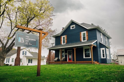 Storybook Inn | Near Amish Country | Game Table