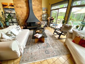 TV - Cozy house with pool in the Gulf (Lacanau)