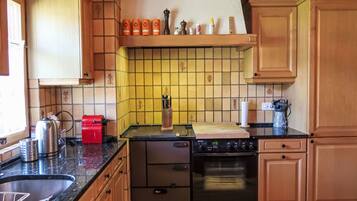 Oven, dishwasher, dining tables