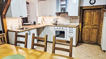 Microwave, oven, dishwasher