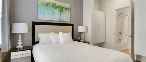 1 Schlafzimmer, Schreibtisch, Bügeleisen/Bügelbrett, Reisekinderbett