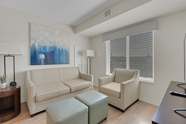 تلفزيون، مكتب