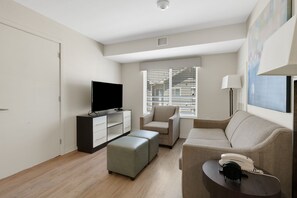 TV, studio