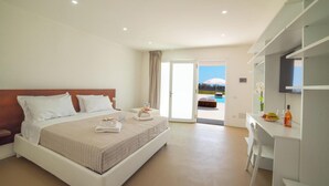 Familierom, flere soverom (Agricola Chiani 1 Triple  Relax&Pool)