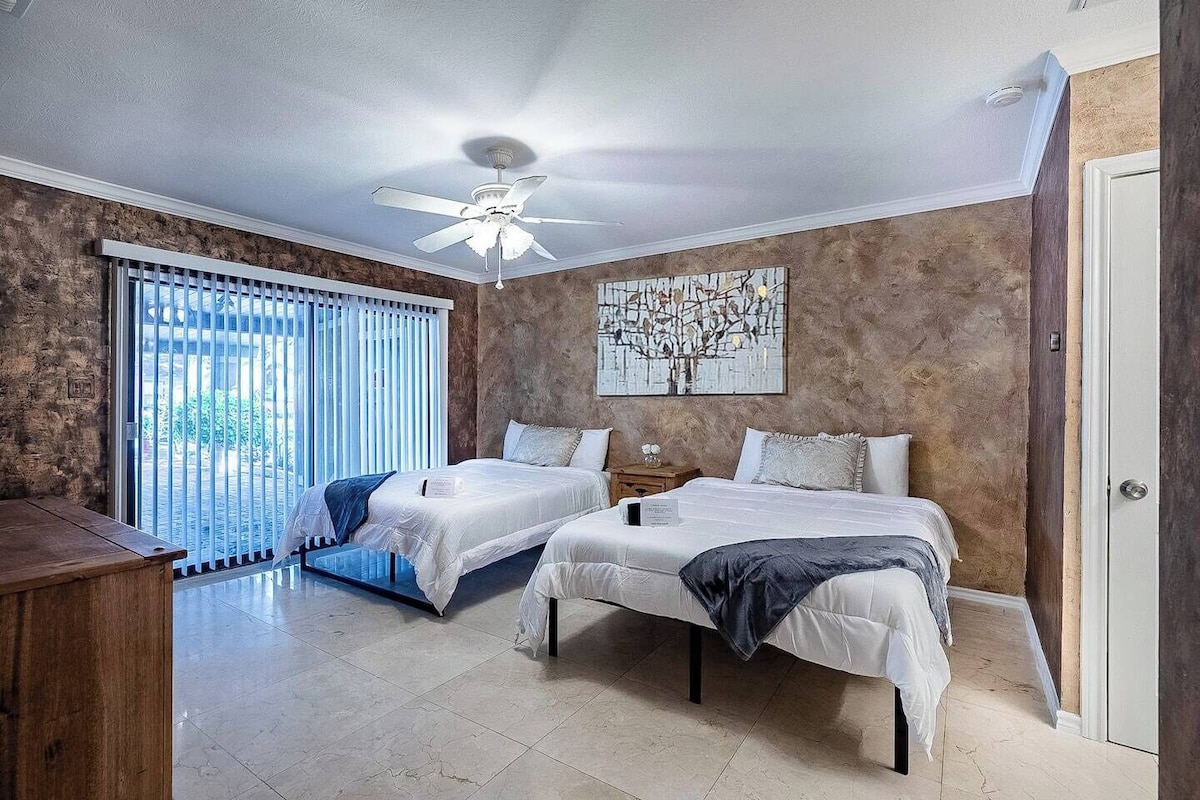 Photo 22 of Texas Big + Pool + Hottub + Bar + 8 bedroom+ Ping Pong + Mother-in-Law Suite