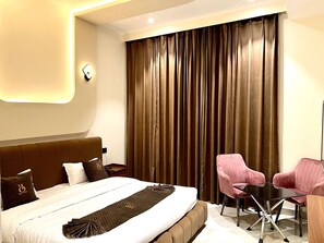 Premium Room | Desk, free WiFi - Hotel Bella Costa (Ludhiana)