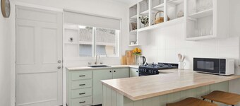 Cosy Townhouse in the Heart of Geelong West