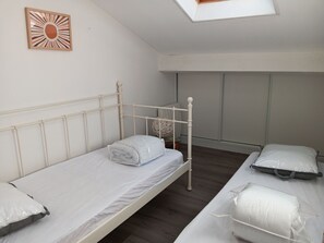 3 quartos