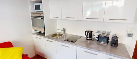Fridge, microwave, dishwasher