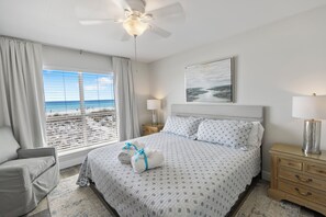 4 chambres, fer et planche à repasser, accès au Wi-Fi (inclus)