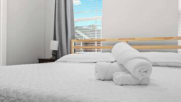 4 makuuhuonetta, silitysrauta/-lauta, Wi-Fi, vuodevaatteet