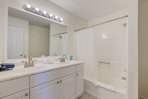 Shower, towels