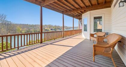 Loch Side-Access & Views of Loch Lomond-Game Room