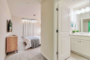 5 Schlafzimmer, Bügeleisen/Bügelbrett, WLAN, Bettwäsche