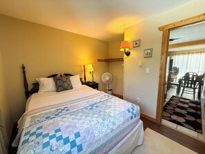 1 bedroom, WiFi, bed sheets