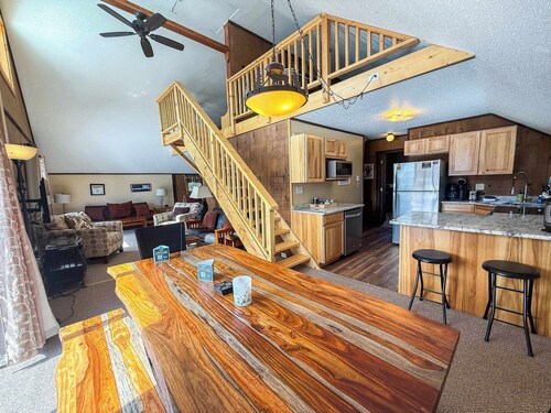 Alpine Horn # 1 ~ Sauna & Close to Powderhorn!