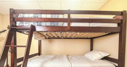 Alpine Horn #3 ~ Sauna & Close to Powderhorn!