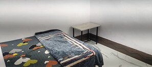 Ropa de cama de alta calidad y minibar (con algunos artículos gratuitos)