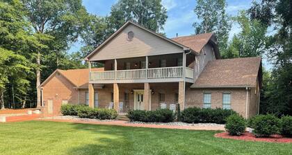 Beautiful indoors and outdoors on 6 acres