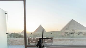 Luxury Double Room | In-room safe, desk, blackout drapes, soundproofing