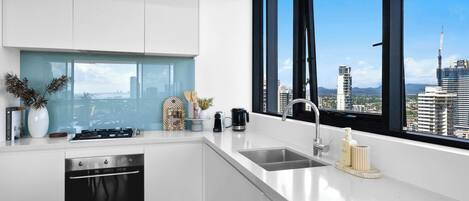 Fridge, microwave, oven, stovetop