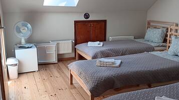 Free WiFi, bed sheets