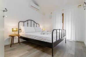 Bügeleisen/Bügelbrett, kostenloses WLAN, Bettwäsche