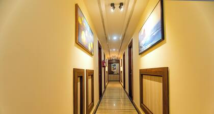 Paarth Grand
