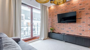 Comfort Apartment, 1 Bedroom, Balcony, River View | 1 bedroom, individually decorated, iron/ironing board, free WiFi