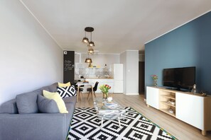 Superior-Apartment, 1 Schlafzimmer, Küche | Individuell dekoriert, Bügeleisen/Bügelbrett, kostenloses WLAN