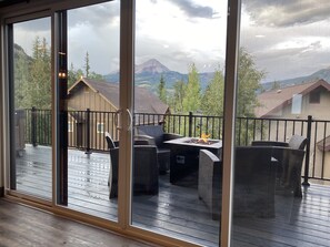 Interior - Luxury Home Across from Purg - Hot Tub/Foosball and Great Views - Shuttle (Durango)