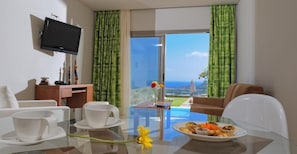 Villa Luxe, 3 chambres, piscine privée, vue piscine | Coin séjour