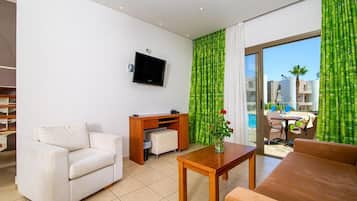 Vila superluxo, 3 quartos, piscina particular, vista para a piscina | Área de estar