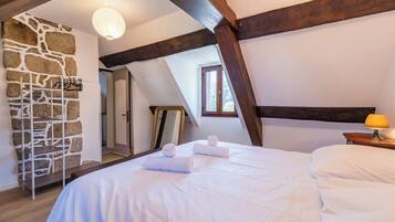 2 chambres, accĂšs Internet, draps fournis