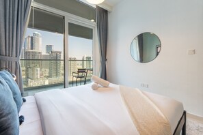 1 chambre, coffres-forts dans les chambres, fer et planche à repasser