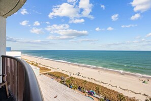 On the beach - Family-Friendly Oceanfront Condo at Compass Cove Resort in Myrtle Beach! (Myrtle Beach)