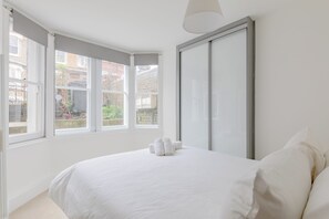 1 chambre, lit parapluie, accès Internet, draps fournis