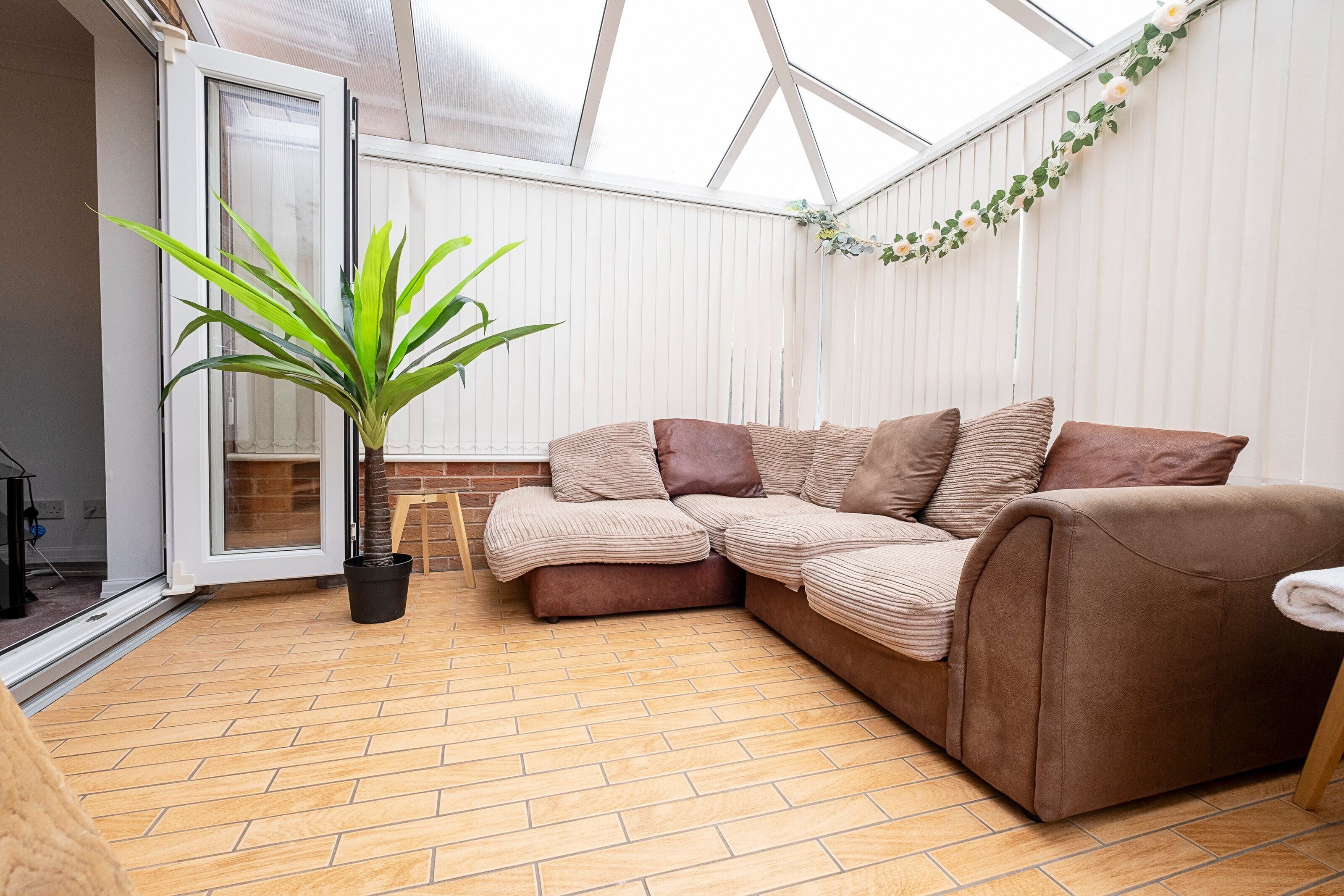 Family House | Living area | 42-inch Smart TV with digital channels, Netflix, streaming services